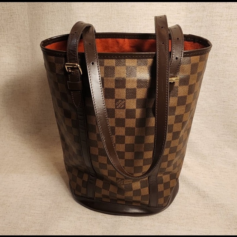 Louis Vuitton Large Damier Bucket Bag with Brand New Interior!
